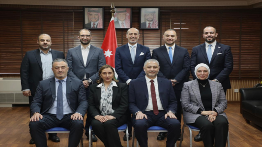 غرف الصناعة تهنىء رئيس واعضاء مجلس النقابة اللوجستية الأردنية الجديد